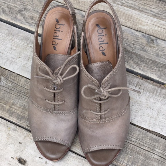 biala Shoes - Peep toe platforms